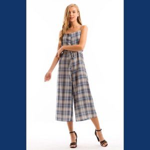 Lovely Plaid Romper with Waist Tie Size / Med NWOT